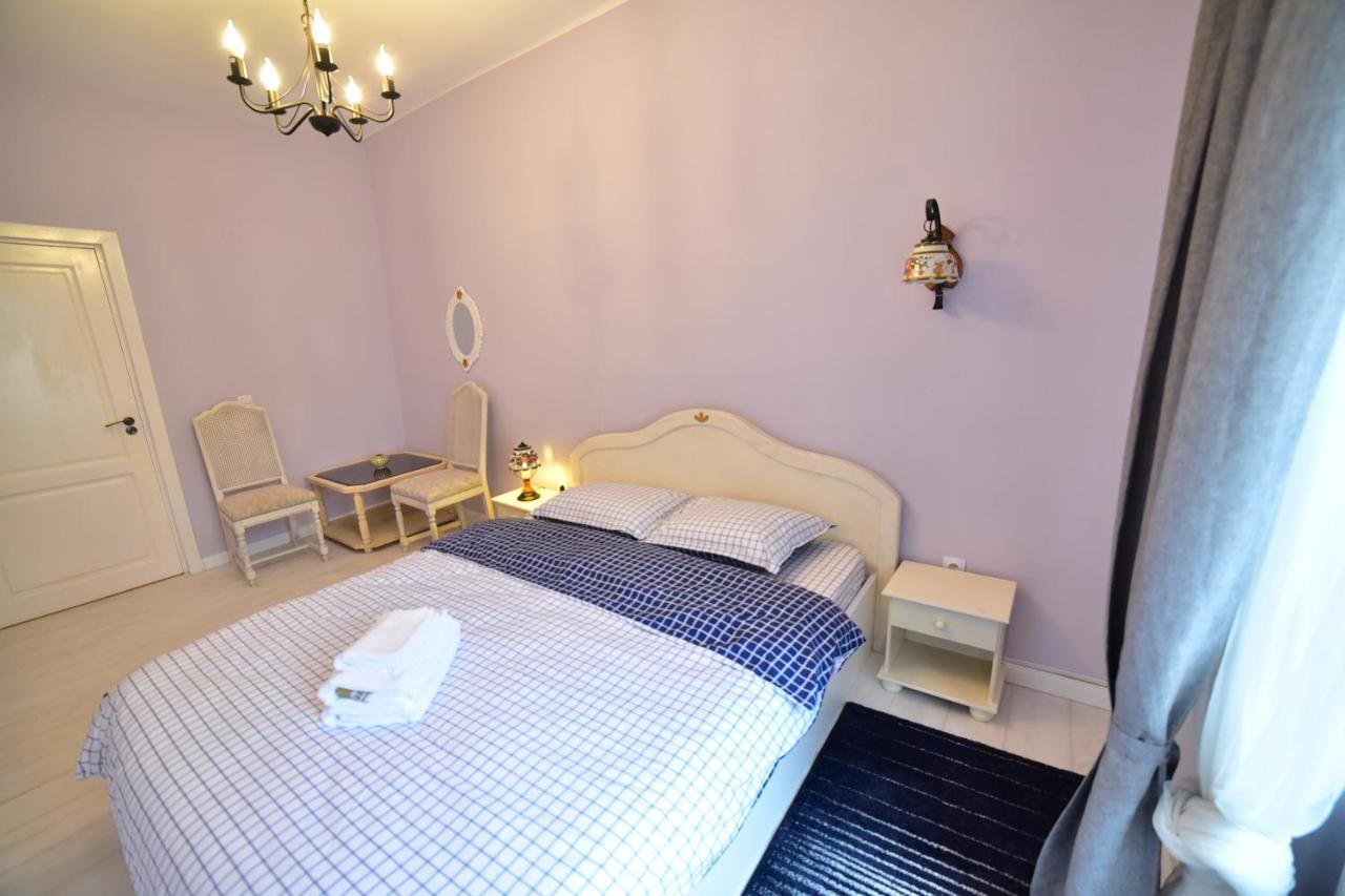 Flh - Anna'S Guest House Sibiu Bagian luar foto