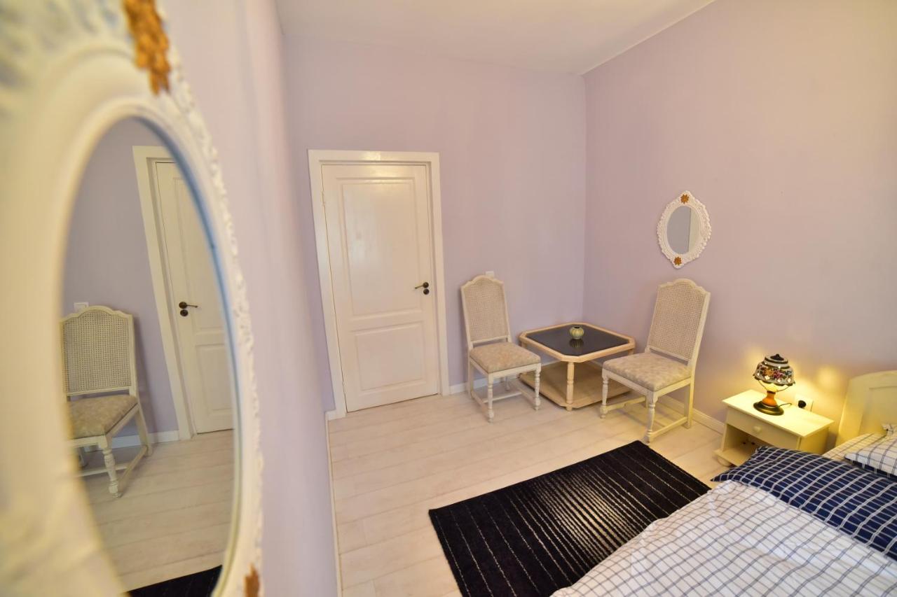 Flh - Anna'S Guest House Sibiu Bagian luar foto