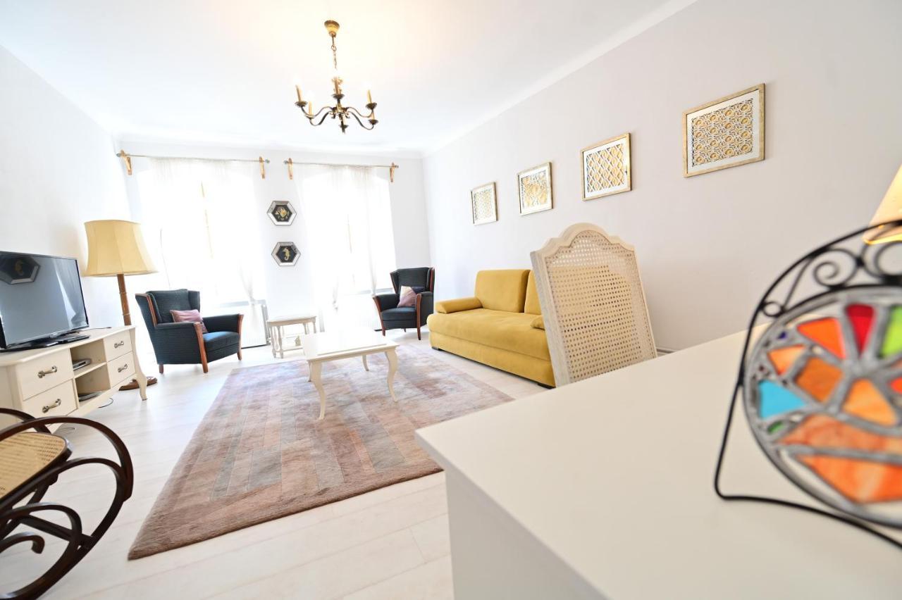 Flh - Anna'S Guest House Sibiu Bagian luar foto